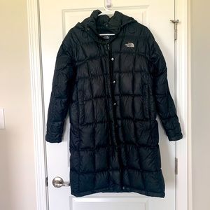 Women’s Northface Black Parka Medium